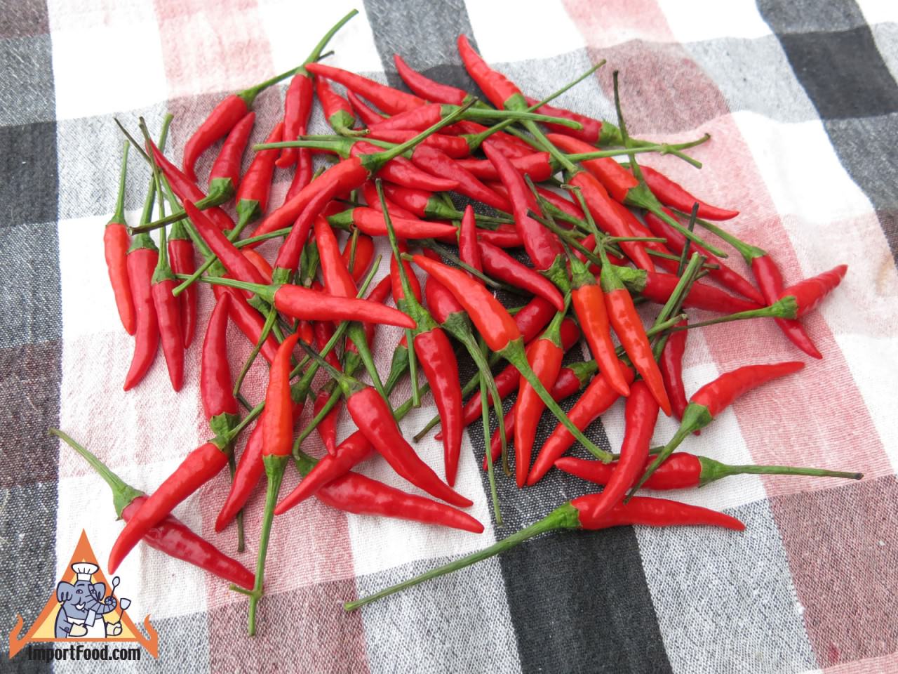 Fresh Red Thai Chili Peppers Import Food Blog ImportFood