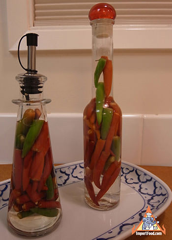 Fresh Red Thai Chile Peppers - ImportFood