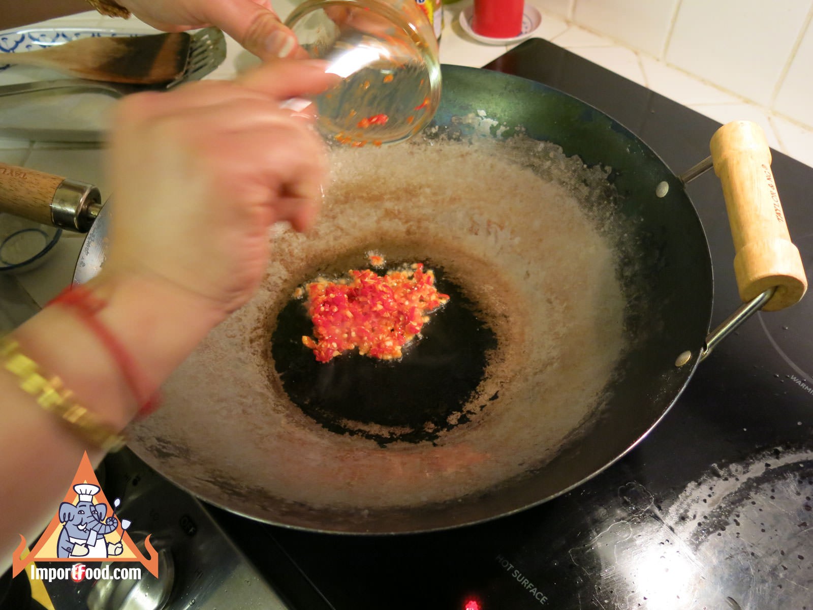 Fry chile garlic mixture