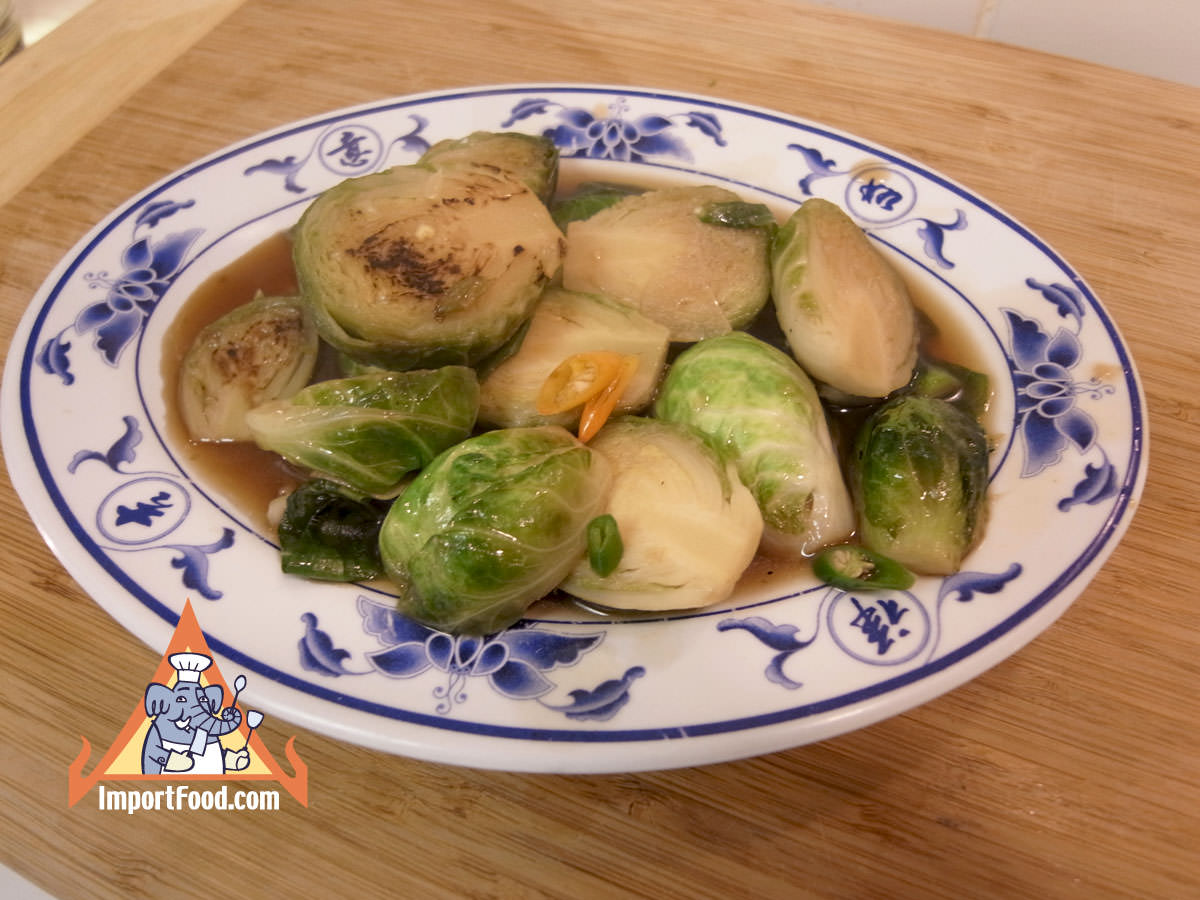 Recipe Stir-Fried Brussels Sprouts with Garlic and Chile