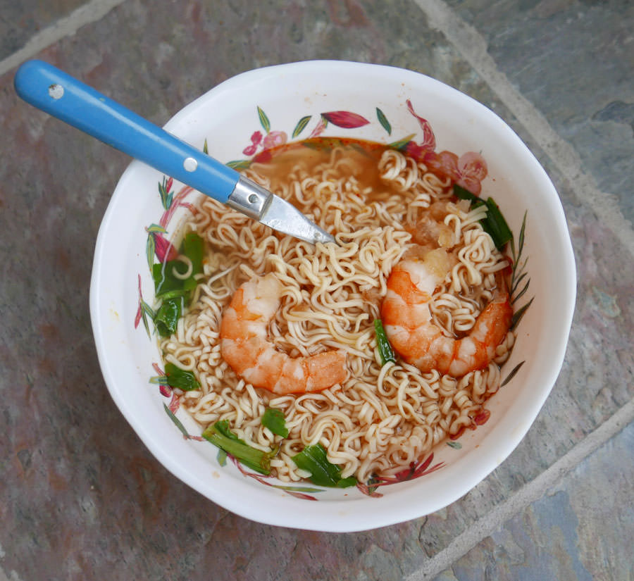 https://importfood.com/images/tom-yum-shrimp-bowl-large.jpg