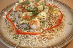 Thai Crispy Stir-Fried Noodle