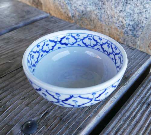 Thai Ceramic, 7 inch serving bowl w/lid - ImportFood