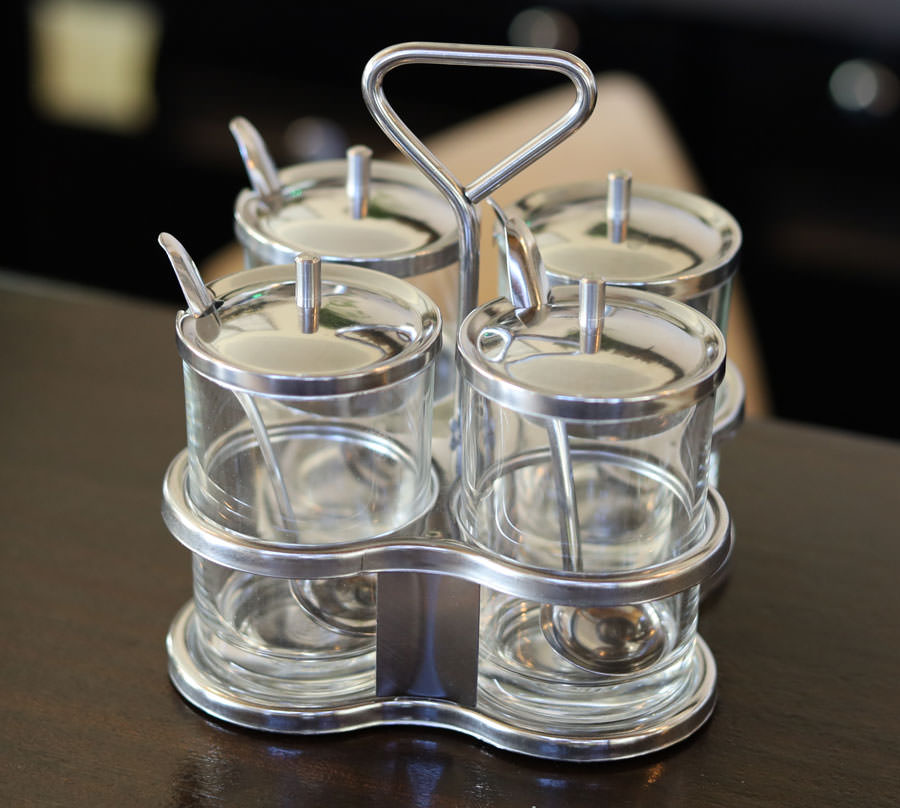 Condiment Holder, Condiment Tray, 4 Condiment Jar and