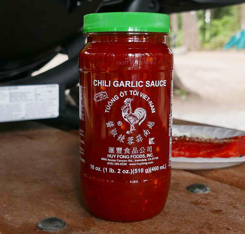 Chili Garlic Sauce, Huy Fong 18 oz - ImportFood
