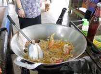 Pad Thai Shrimp - Thai Street Vendor