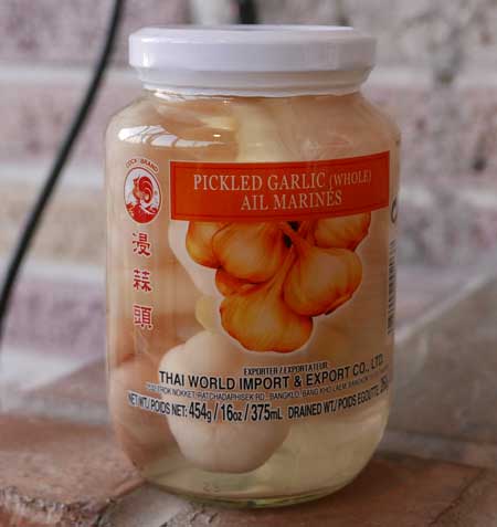 Thai garlic, pickled (whole), 16 oz jar