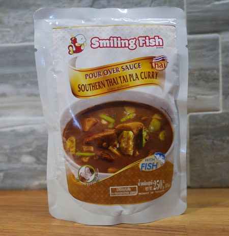 Tai Pla Curry, Smiling Fish, 8.8 oz pouch