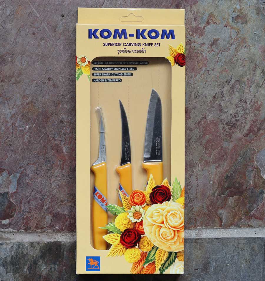 Set of Three Plastic Handle Knives, Kiwi Thailand - ImportFood