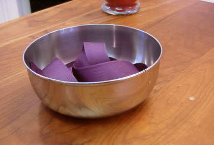 Stainless steel water bowl